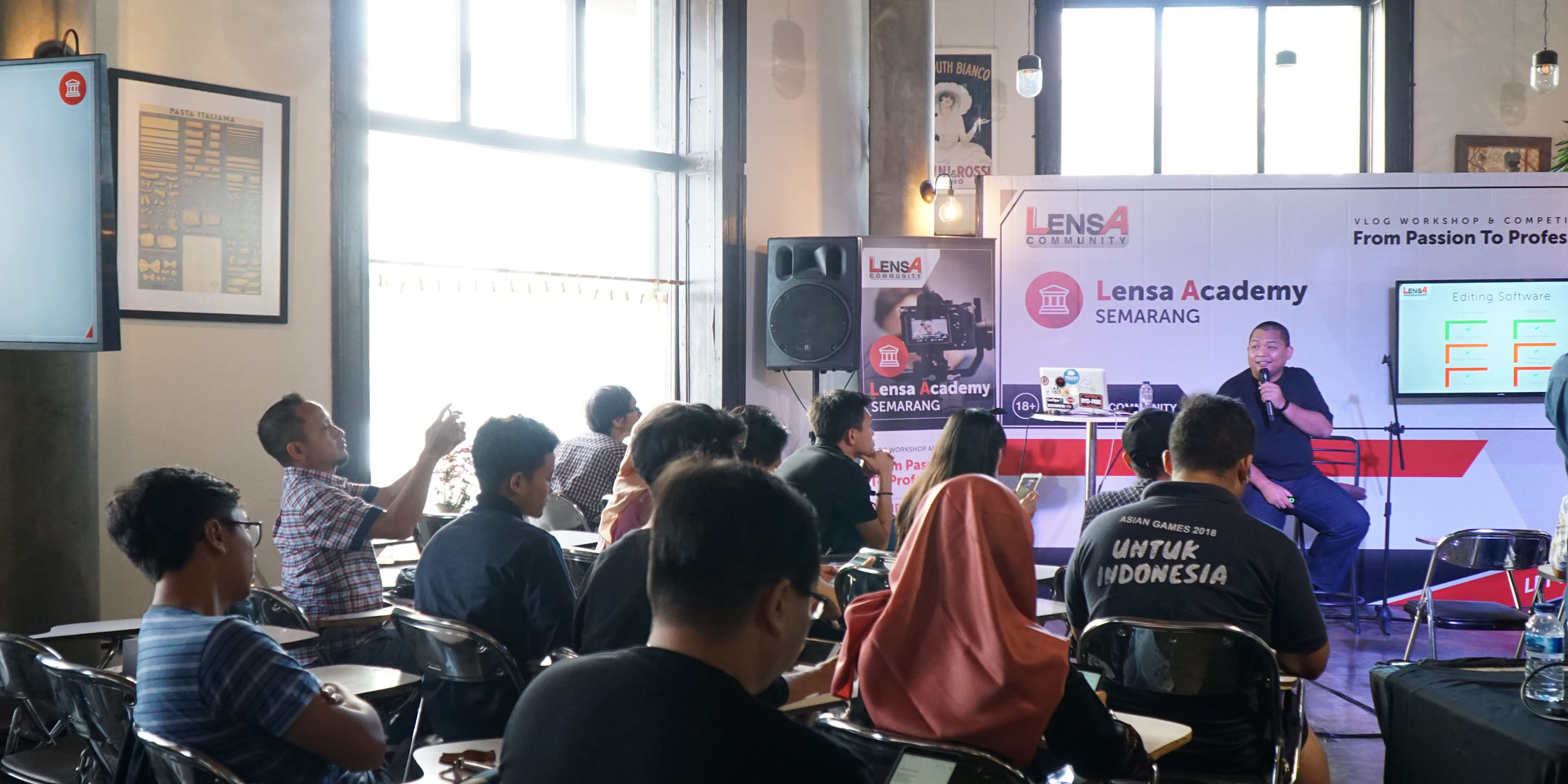 Tiket Emas ke Vietnam buat Vlogger di Lensa Academy Semarang